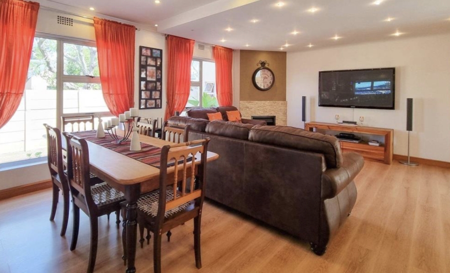 To Let 4 Bedroom Property for Rent in Rosendal Western Cape